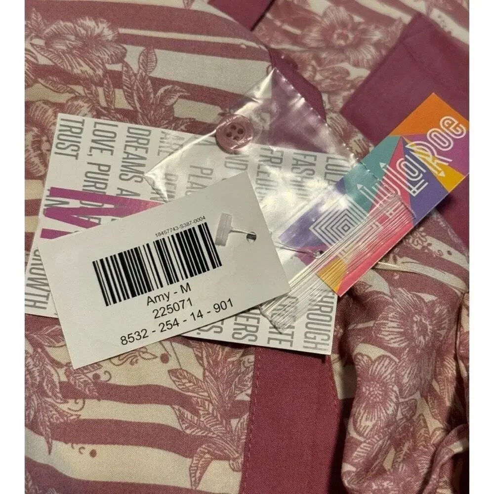 NEW LuLaRoe Amy Medium Pink Floral Lightweight Button Front Dolman Top NWT‎ - Picture 8 of 8